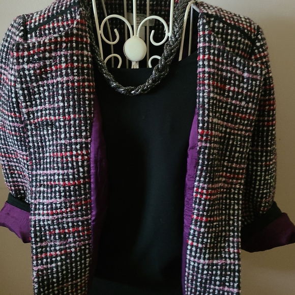 Ann Taylor LOFT Tweed Cropped jacket size 10p/8reg - Picture 3 of 7